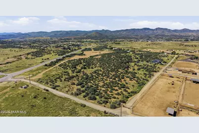 12 E Leona Lane, Dewey-Humboldt, AZ 86327 - Photo 14