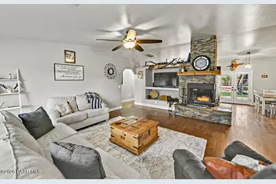 7300 E Conestoga Way, Prescott Valley, AZ 86314 - Photo 4