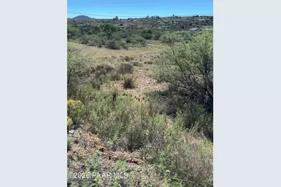 20097 E Lakeside Road, Mayer, AZ 86333 - Photo 2