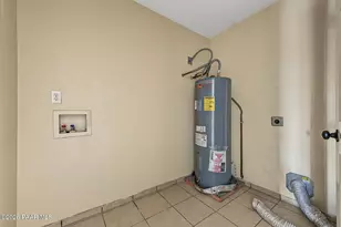 4340 W Clarendon Ave, Phoenix, AZ 85031 - Photo 22