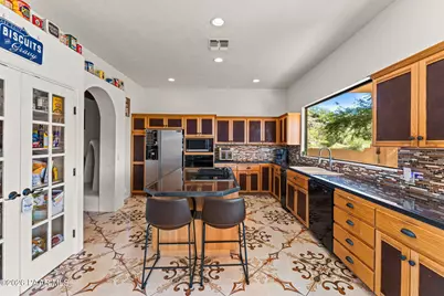 1575 W Harcuvar Street, Wickenburg, AZ 85390 - Photo 2