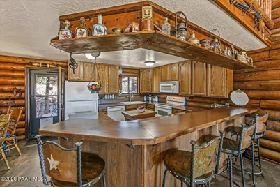 13900 E Boot Hill Pass, Dewey-Humboldt, AZ 86329 - Photo 10