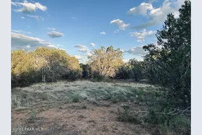 88Nw Stockmans Road, Ash Fork, AZ 86320 - Photo 1