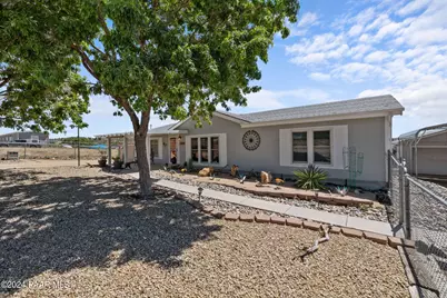 18437 Frontier Road, Peeples Valley, AZ 86332 - Photo 1