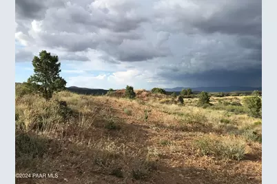 17369 S Rocky Boy Way, Peeples Valley, AZ 86332 - Photo 1