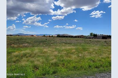 7675 Tradition Way, Prescott Valley, AZ 86315 - Photo 1