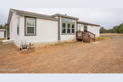 45625 N Redoubt Road, Seligman, AZ 86337 - Photo 1