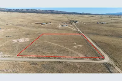 00 W Triumph Trail, Paulden, AZ 86334 - Photo 1