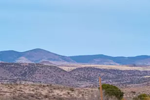 16395 S Redondo Dr, Mayer, AZ 86333 - Photo 1