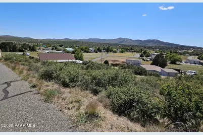 18422/1844 S Niblick Drive, Peeples Valley, AZ 86332 - Photo 1