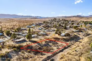 17450 E Meadow Ln, Mayer, AZ 86333 - Photo 1