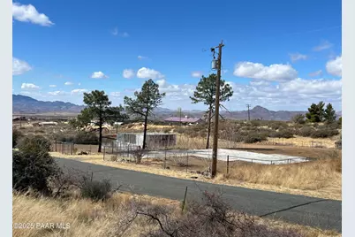 8580 S Highway 89, Kirkland, AZ 86332 - Photo 1