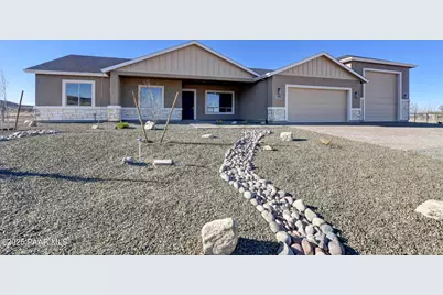 10669 E Dawn To Milky Way, Prescott Valley, AZ 86315 - Photo 1