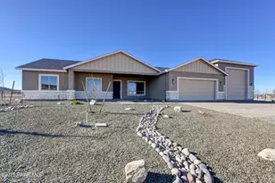 10669 E Dawn To Milky Way, Prescott Valley, AZ 86315 - Photo 1