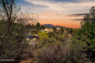 401 Valley Pl, Prescott, AZ 86301 - Photo 1