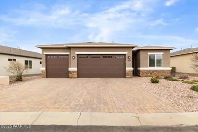 13079 E Acosta Street, Dewey-Humboldt, AZ 86327 - Photo 1