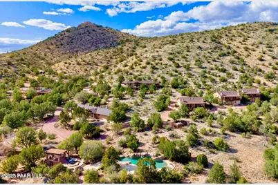28555 N Feather Mountain Road, Paulden, AZ 86334 - Photo 1
