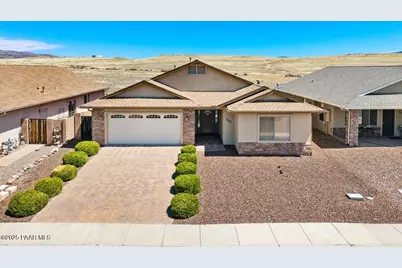 522 N Magdalena Street, Dewey-Humboldt, AZ 86327 - Photo 1