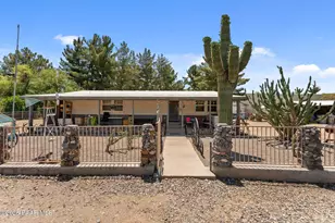 18995 E Saguaro Dr, Black Canyon City, AZ 85324 - Photo 1