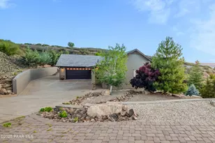 15606 E Sterling Spur Rd, Dewey-Humboldt, AZ 86327 - Photo 1