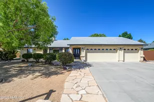 7133 E Pinnacle Pass Loop, Prescott Valley, AZ 86315 - Photo 1