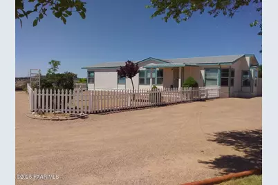 22050 N Wolf Den Lane, Paulden, AZ 86334 - Photo 1