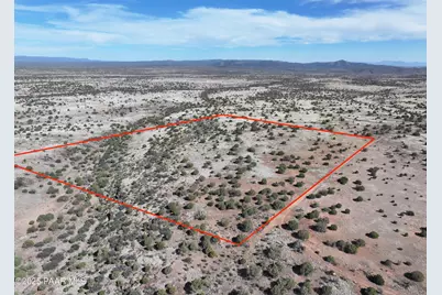 68 Off Of Outback, Ash Fork, AZ 86320 - Photo 1