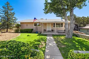 1819 Mountain View Ln, Prescott, AZ 86301 - Photo 1
