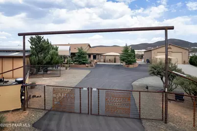 965 S Gunsmoke Drive, Dewey-Humboldt, AZ 86327 - Photo 1