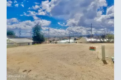 13335 E Summit Avenue, Mayer, AZ 86333 - Photo 1