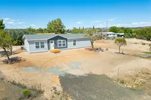 20876 E Mesa Verde Rd, Mayer, AZ 86333 - Photo 1