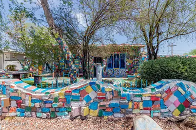 1807 N 38th Drive, Phoenix, AZ 85009 - Photo 1