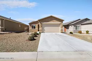 5862 N Thornberry Dr, Prescott Valley, AZ 86314 - Photo 1