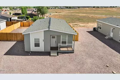45 W Hawaii Road, Paulden, AZ 86334 - Photo 1