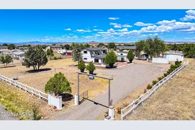 2375 N Cochise Street, Chino Valley, AZ 86323 - Photo 1