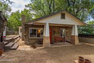 734 Lincoln Ave, Prescott, AZ 86301 - Photo 1