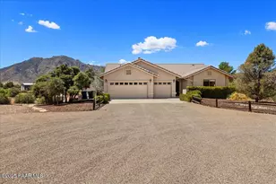 9525 N Oak Meadow Ln, Prescott, AZ 86305 - Photo 1