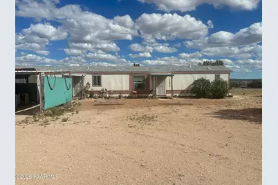 54175 N Whitegate Road, Seligman, AZ 86337 - Photo 1