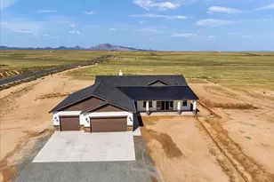6648 E Copperfield Dr, Prescott Valley, AZ 86315 - Photo 1