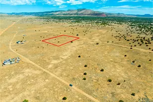 53356 N Saddlerock Dr, Seligman, AZ 86337 - Photo 1