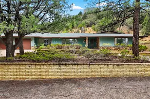 1027 Country Club Dr, Prescott, AZ 86303 - Photo 1