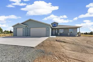 9275 E Mystic River Way, Prescott Valley, AZ 86315 - Photo 1
