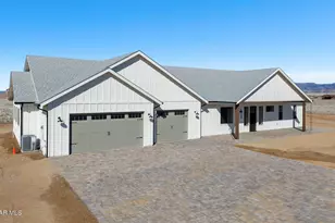 6424 E Copperfield Dr, Prescott Valley, AZ 86315 - Photo 1