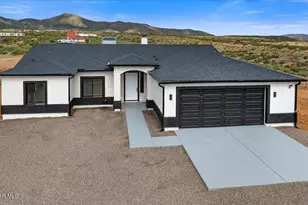 320 S Hoss Rd, Dewey-Humboldt, AZ 86327 - Photo 1