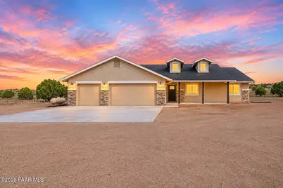 1220 E Cougar Ridge Road, Paulden, AZ 86334 - Photo 1