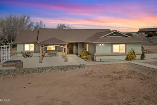 25820 N Merlot Ln, Paulden, AZ 86334 - Photo 1