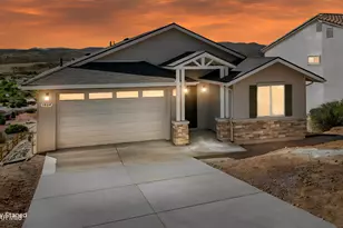 1949 Ventnor Cir, Prescott, AZ 86301 - Photo 1