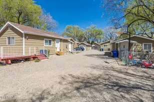 827 Lincoln Ave, Prescott, AZ 86301 - Photo 1
