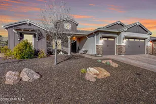 2032 Summer View Dr, Prescott, AZ 86301 - Photo 1