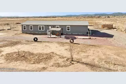 2795 W Bingham Boulevard, Paulden, AZ 86334 - Photo 1